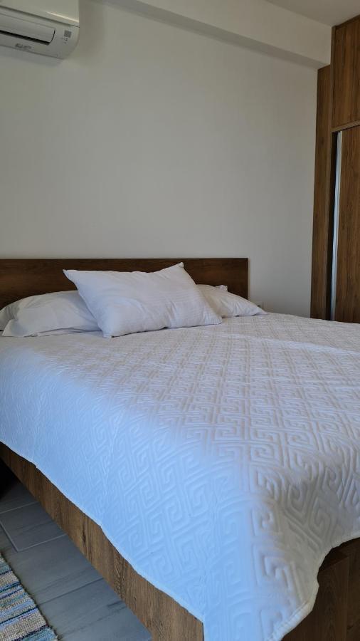 Vista View Comfort Sarandë Eksteriør bilde